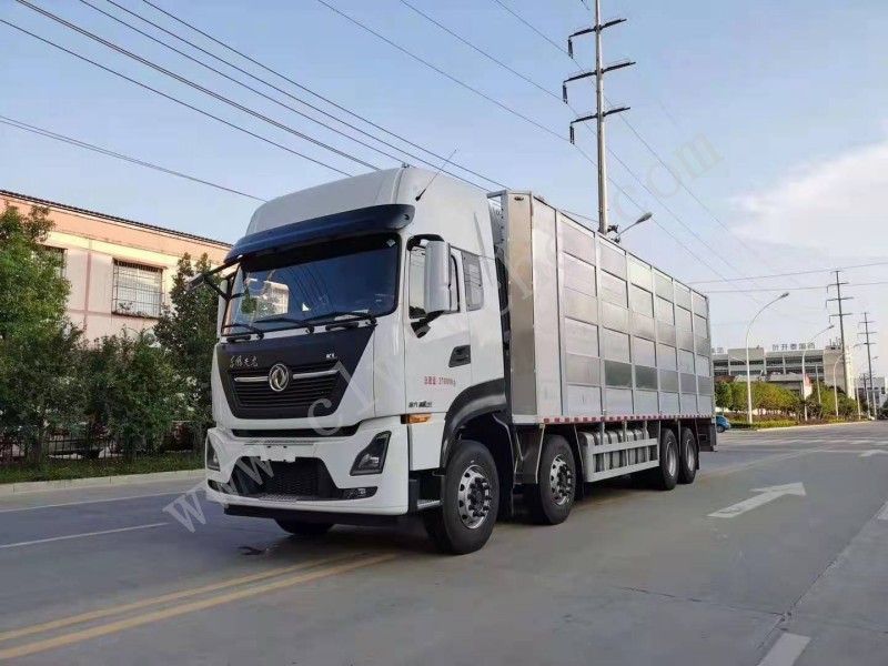 東風(fēng)天龍前四后八畜禽運輸車（運豬車）