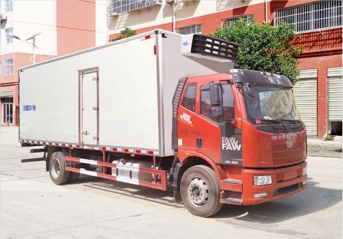 程力威牌CLW5180XLCC5型冷藏車(chē)